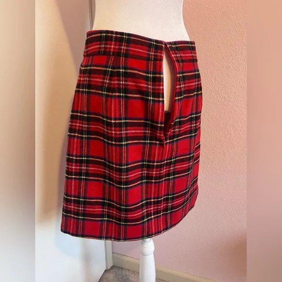 Red Tartan Plaid Skirt with broken zipper* NWT - Picture 8 of 14